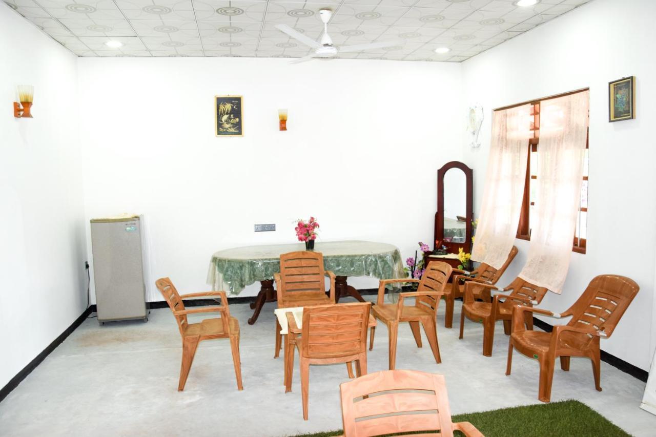 Tharaka Homestay فيليغاما المظهر الخارجي الصورة